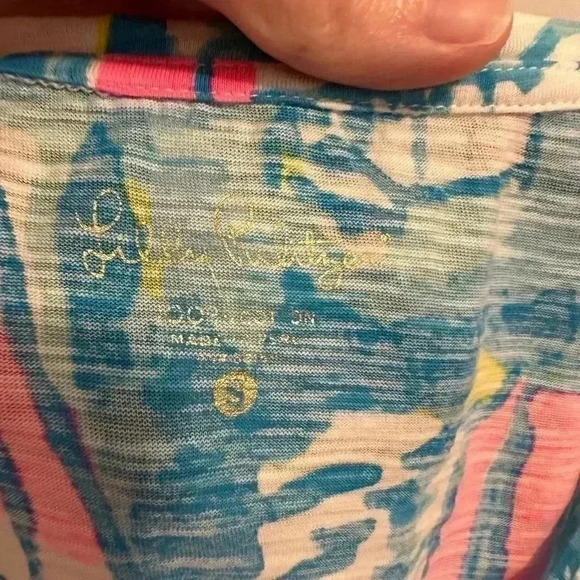 Lilly Pulitzer Meredith Tee Beach and Bae sailboat print - Picture 3 of 8